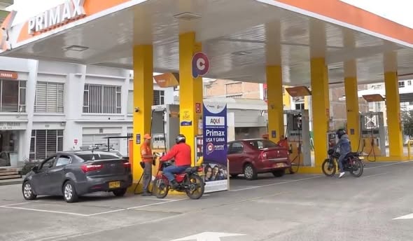 BAJARA LA GASOLINA !